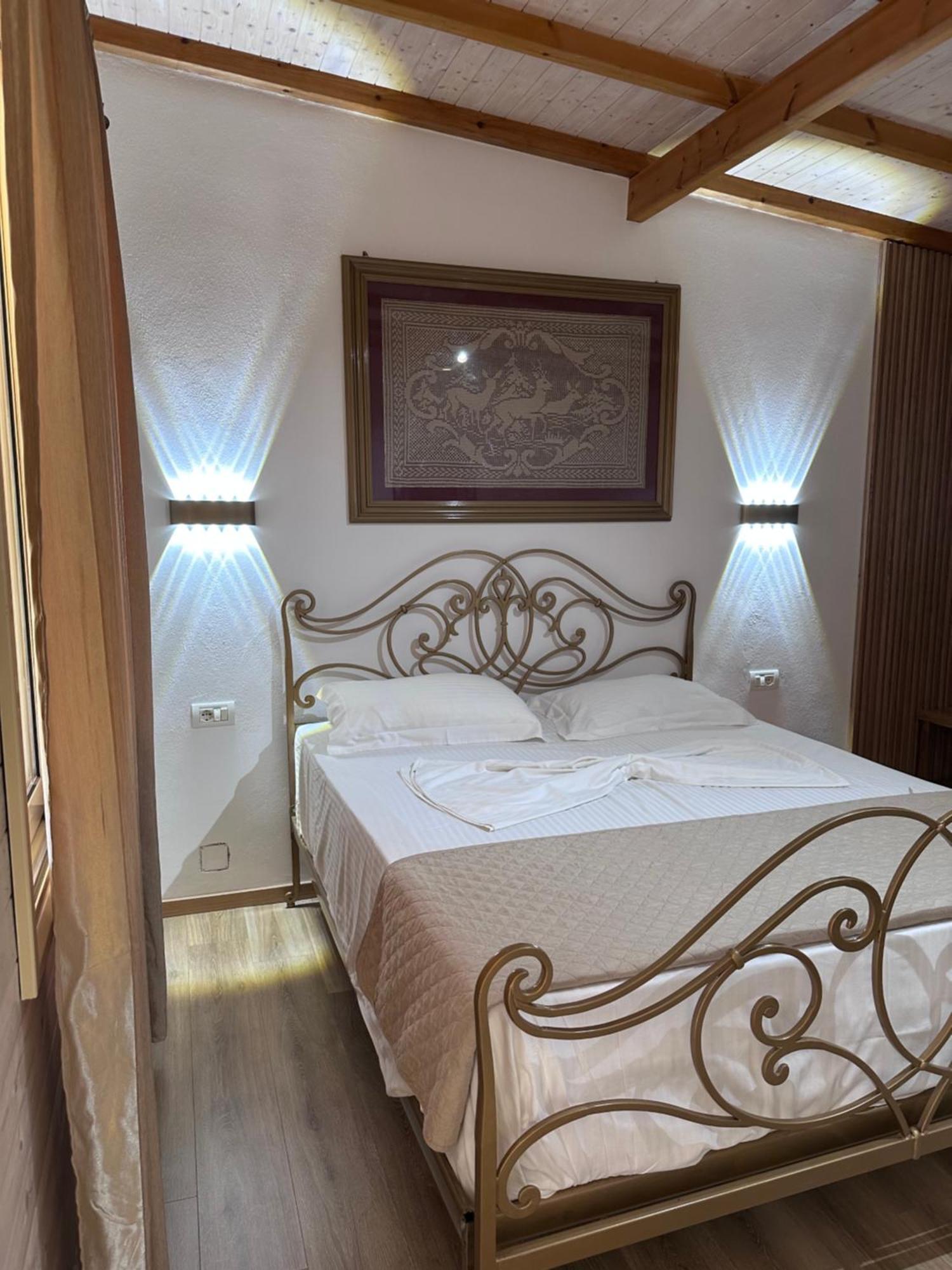 Nashos Bungalows Himare Fshat 外观 照片