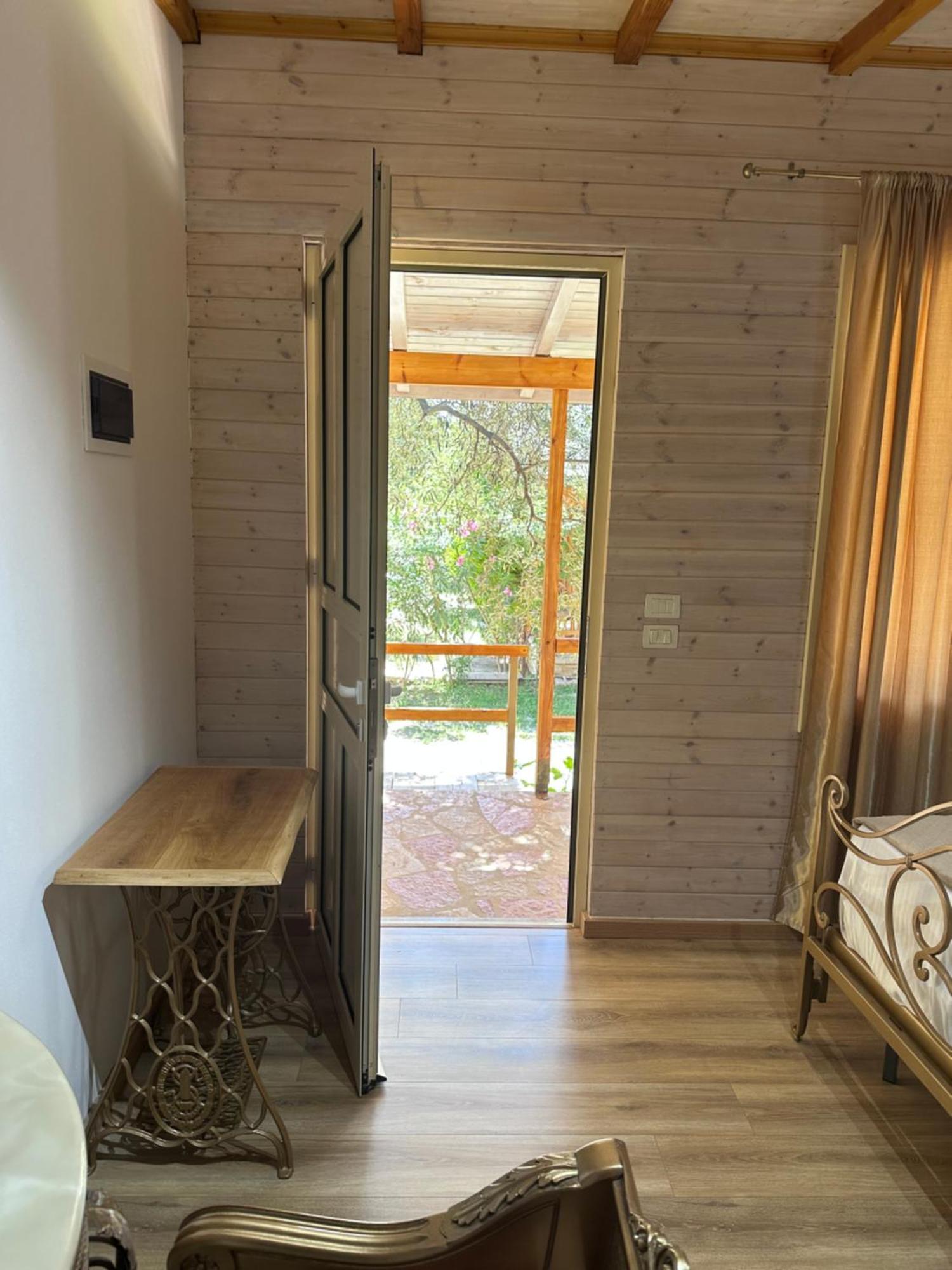 Nashos Bungalows Himare Fshat 外观 照片